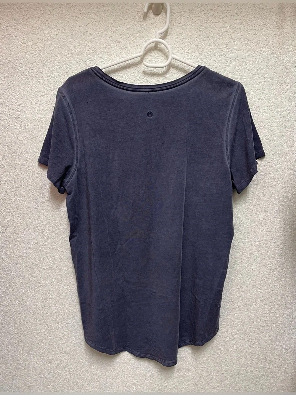 LULULEMON Love Crew Shirt Washed Navy Blue Short Sleeves Women’s Size 10